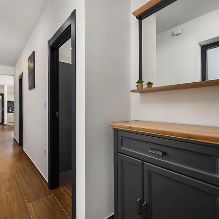 Nobu Hébergement de vacances Pula