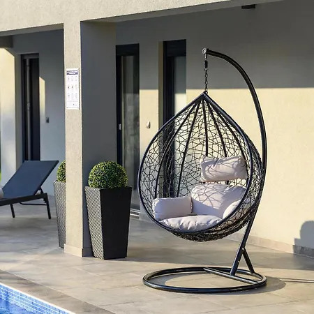 Nobu Будинок відпочинку Пула