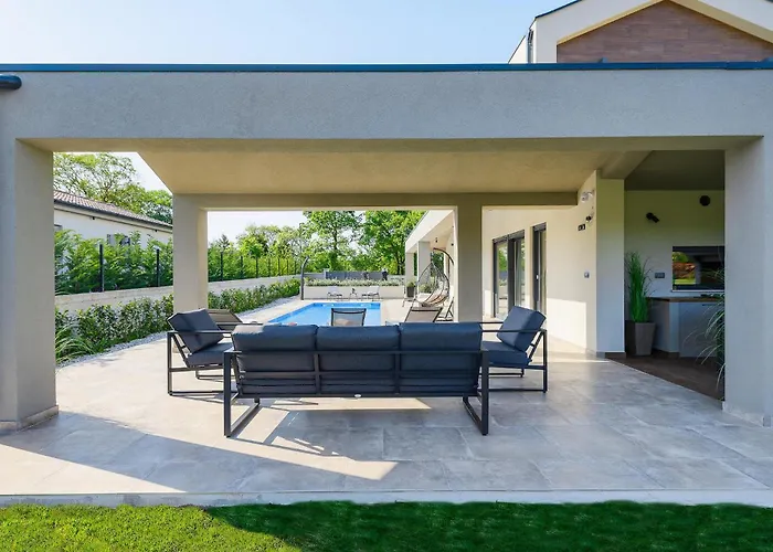 Nobu Holiday home