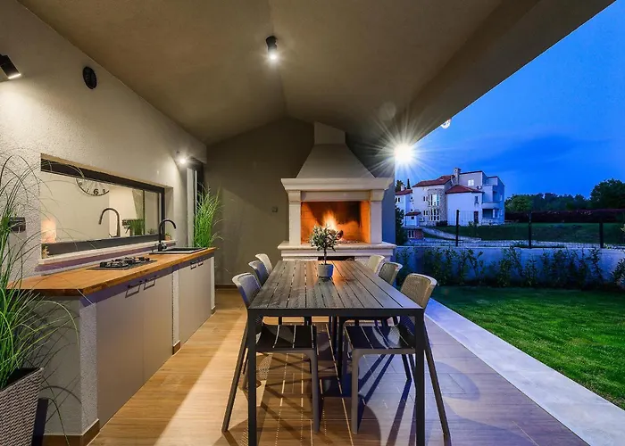 Nobu Holiday home Pula